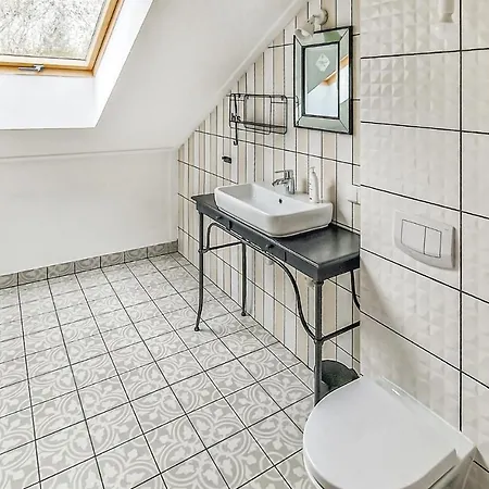 4 Bedroom Stunning In