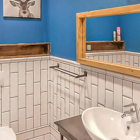 Holiday home 4 Bedroom Stunning In
